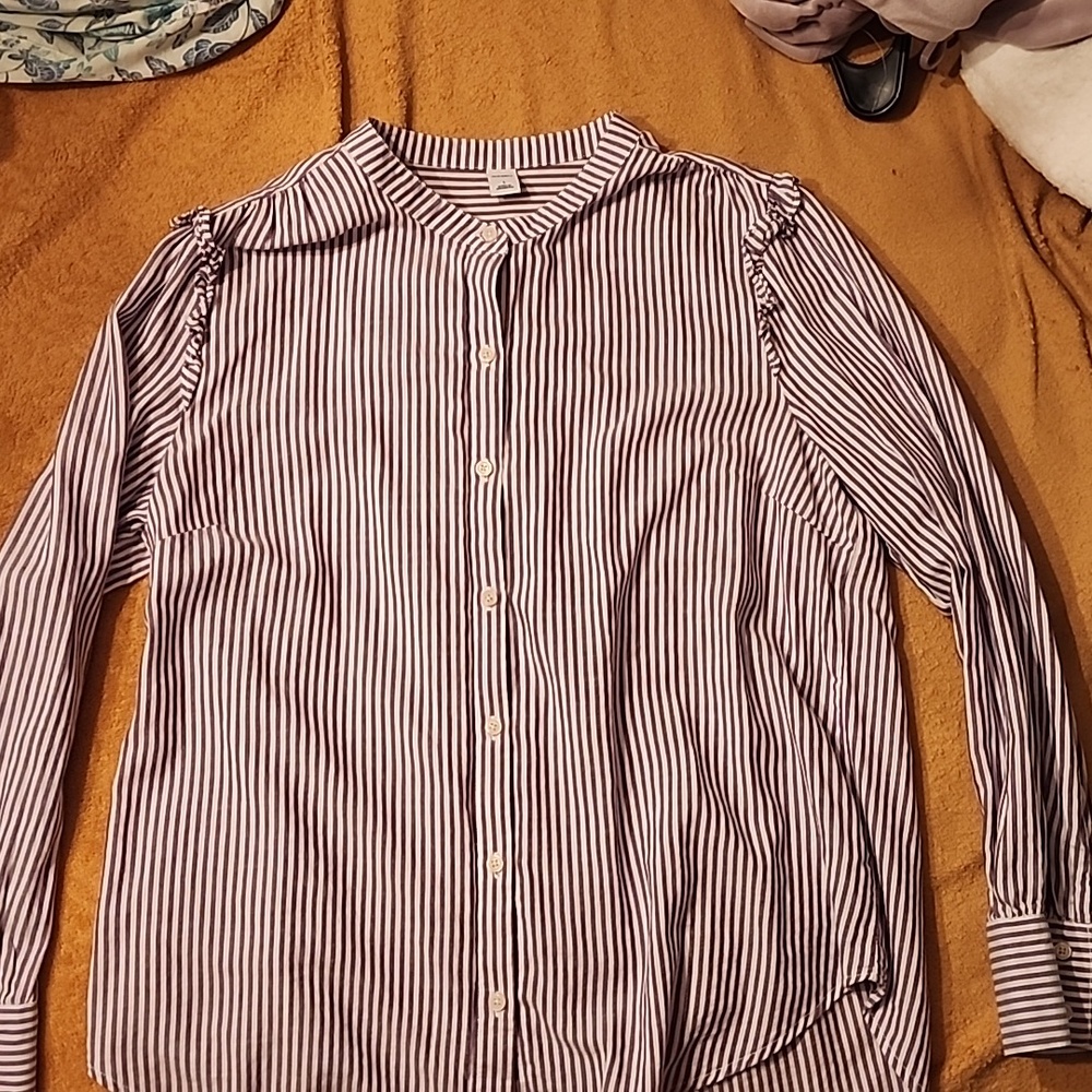 Old Navy button down